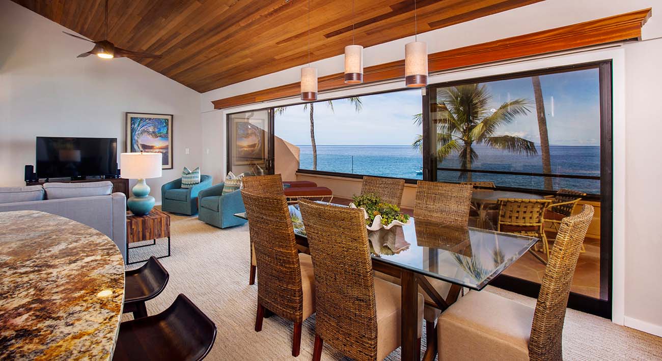 Luxury Two Bedroom Beach Condo Sleeps Four Guests Luxury Two Bedroom Beach Condo Sleeps Four Guests